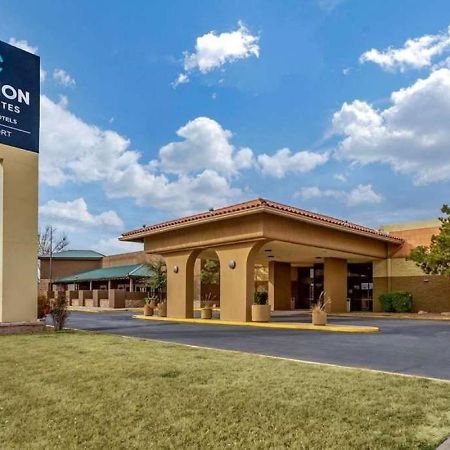 Clarion Inn & Suites, Roswell Exterior photo